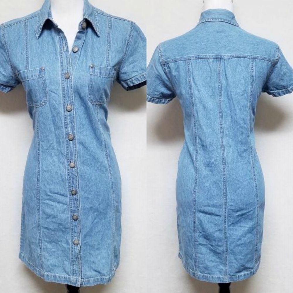 VINTAGE Bill Blass Light Wash Button Denim Dress